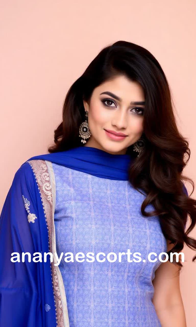 Saunda Call Girls Girls