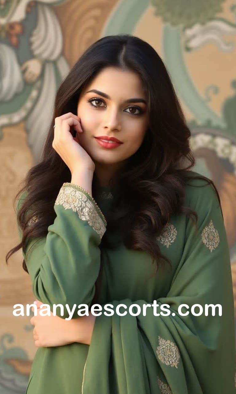 Call Girls in Saunda